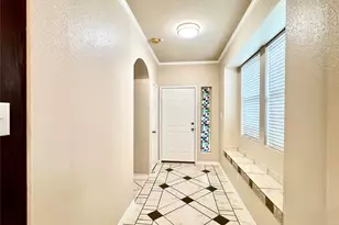 2639 Blackstone Dr, Grand Prairie, TX 75052 - Photo 6