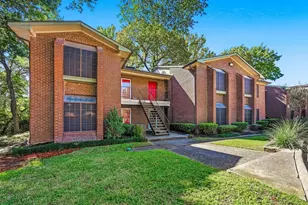 2505 Wedglea Dr, Dallas, TX 75211 - Photo 2