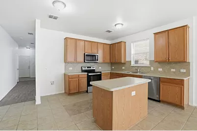 5860 Barrier Reef Drive, Fort Worth, TX 76179 - Photo 2