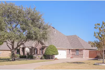 818 N Tejas Drive, Sanger, TX 76266 - Photo 2