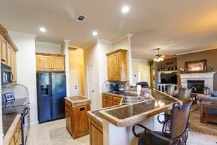 818 N Tejas Dr, Sanger, TX 76266 - Photo 10