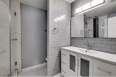 82 E Mountain Creek Drive E, Grand Prairie, TX 75052 - Photo 16