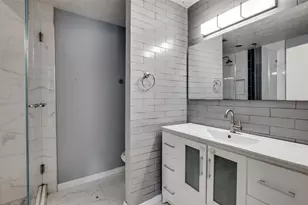 82 E Mountain Creek Dr E, Grand Prairie, TX 75052 - Photo 16