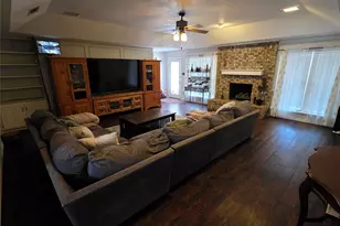 2008 Iron Horse Ct, Arlington, TX 76017 - Photo 8