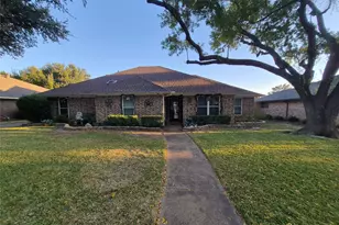 2008 Iron Horse Ct, Arlington, TX 76017 - Photo 1