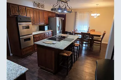 2008 Iron Horse Court, Arlington, TX 76017 - Photo 10