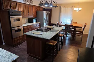 2008 Iron Horse Ct, Arlington, TX 76017 - Photo 10