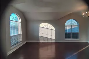 7911 Decoy Dr, Arlington, TX 76002 - Photo 2