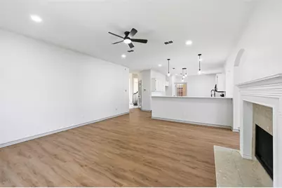 2705 Redstone Drive, Arlington, TX 76001 - Photo 14