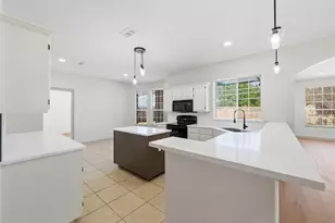 2705 Redstone Dr, Arlington, TX 76001 - Photo 10