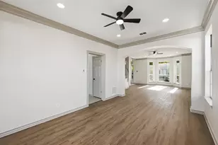 2705 Redstone Dr, Arlington, TX 76001 - Photo 6