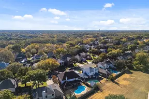 2705 Redstone Dr, Arlington, TX 76001 - Photo 36