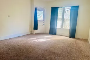 735 N Robinson St, Cleburne, TX 76031 - Photo 22