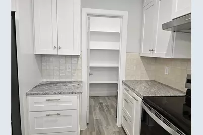 2311 Benbrook Drive, Fort Worth, TX 76110 - Photo 4