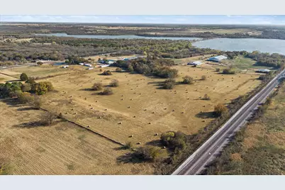 7773 Us-377 Highway, Collinsville, TX 76233 - Photo 16