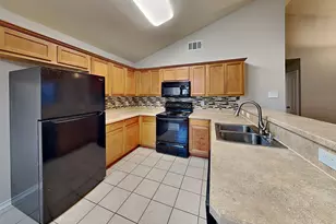 8921 Highland Orchard Dr, Fort Worth, TX 76179 - Photo 6