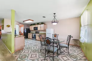 2023 Cap Rock Ln, Grand Prairie, TX 75052 - Photo 14