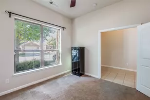 909 Green Coral Dr, Little Elm, TX 75068 - Photo 6