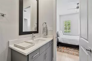 2157 Wenge Ln, Dallas, TX 75219 - Photo 18