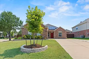 2201 Orchid Dr, McKinney, TX 75072 - Photo 2