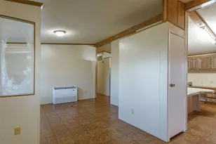 907 Neptune Dr, Granbury, TX 76049 - Photo 10