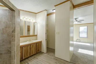 907 Neptune Drive, Granbury, TX 76049 - Photo 34