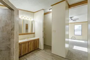 907 Neptune Dr, Granbury, TX 76049 - Photo 34