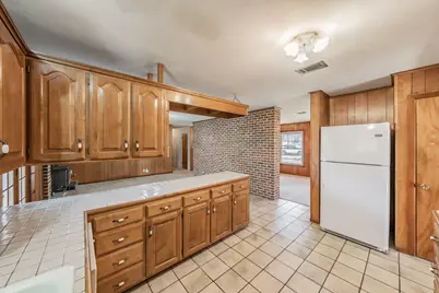 412 Oakview Drive, Springtown, TX 76082 - Photo 14