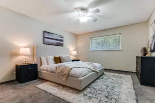 10008 Tim Tam Cir, Dallas, TX 75229 - Photo 18