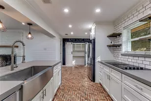10008 Tim Tam Cir, Dallas, TX 75229 - Photo 16