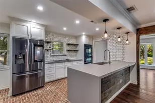 10008 Tim Tam Cir, Dallas, TX 75229 - Photo 14