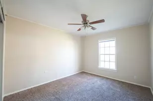 1605 Maple Dr, Garland, TX 75042 - Photo 14