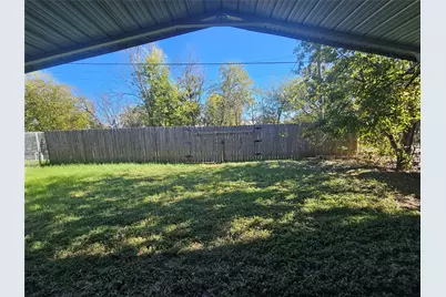 2104 Avenue E, Brownwood, TX 76801 - Photo 24