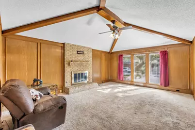 609 Kingsbridge Drive, Garland, TX 75040 - Photo 8