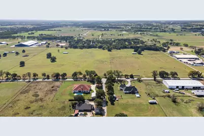 000 Friendship Road, Pilot Point, TX 76258 - Photo 14
