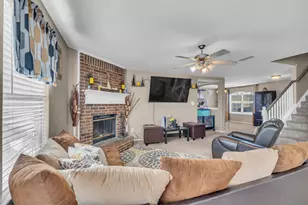 424 Heritage Dr, Crowley, TX 76036 - Photo 12