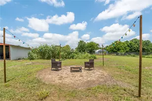 104 Sherry Lynn Dr, China Spring, TX 76633 - Photo 24
