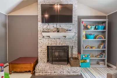 104 Sherry Lynn Drive, China Spring, TX 76633 - Photo 16