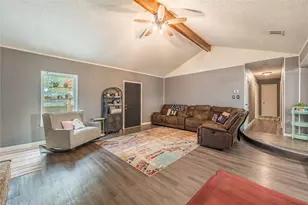 104 Sherry Lynn Dr, China Spring, TX 76633 - Photo 8