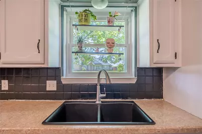 104 Sherry Lynn Drive, China Spring, TX 76633 - Photo 12