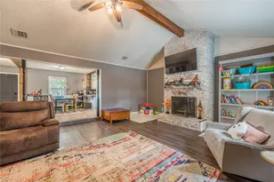 104 Sherry Lynn Dr, China Spring, TX 76633 - Photo 6