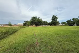 271 Co Rd 3604, Saltillo, TX 75478 - Photo 8