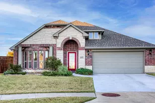 8801 Cassidy Ln, Aubrey, TX 76227 - Photo 2