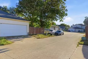 1023 Tennessee Trail, Arlington, TX 76017 - Photo 26