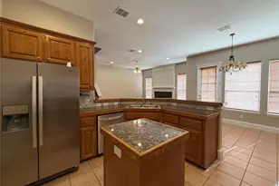 532 Silver Maple Dr, Irving, TX 75063 - Photo 10