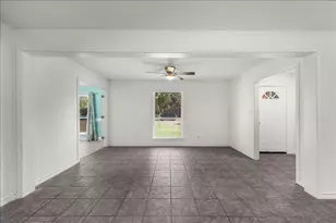 2211 Ascot Ln, Denton, TX 76209 - Photo 6