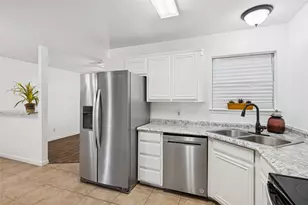 6402 Rockland Dr, Arlington, TX 76016 - Photo 14