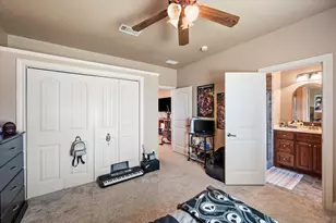 895 Bardin Rd, Grand Prairie, TX 75052 - Photo 22