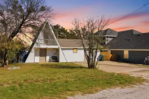 2707 Austin Dr, Granbury, TX 76048 - Photo 4