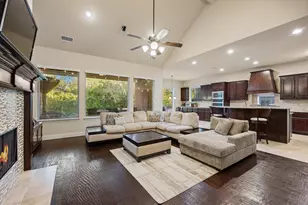 12230 Jackson Creek Dr, Dallas, TX 75243 - Photo 14